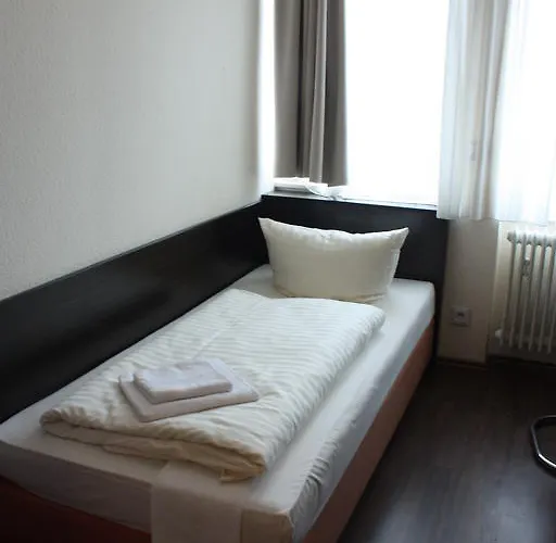 Отель Fair Frankfurt - An Der Messe 3*