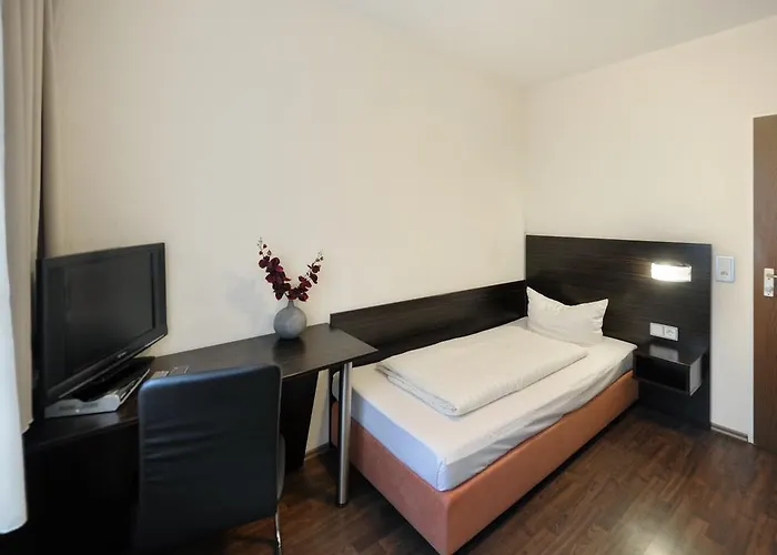 Fair Frankfurt - An Der Messe Frankfurt am Main