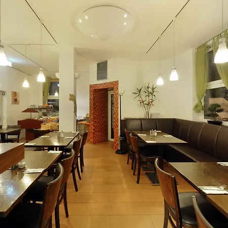 Fair Frankfurt - An Der Messe