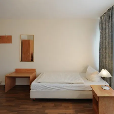 Fair Frankfurt - An Der Messe Frankfurt nad Mohanem