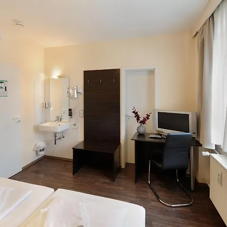 Fair Frankfurt - An Der Messe Francfort-sur-le-Main