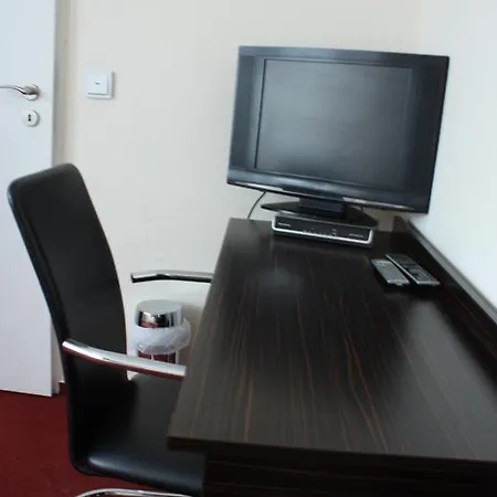 Hotel Fair Frankfurt - An Der Messe 3*