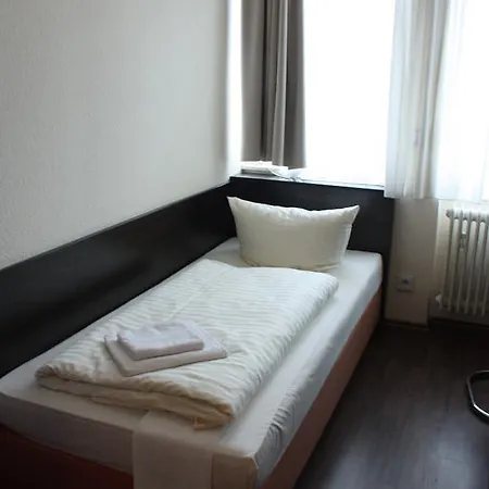 ホテル Fair Frankfurt - An Der Messe 3*